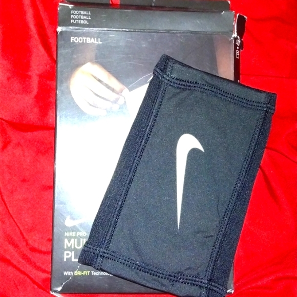 Nike multi page youth playcoach - Picture 1 of 1